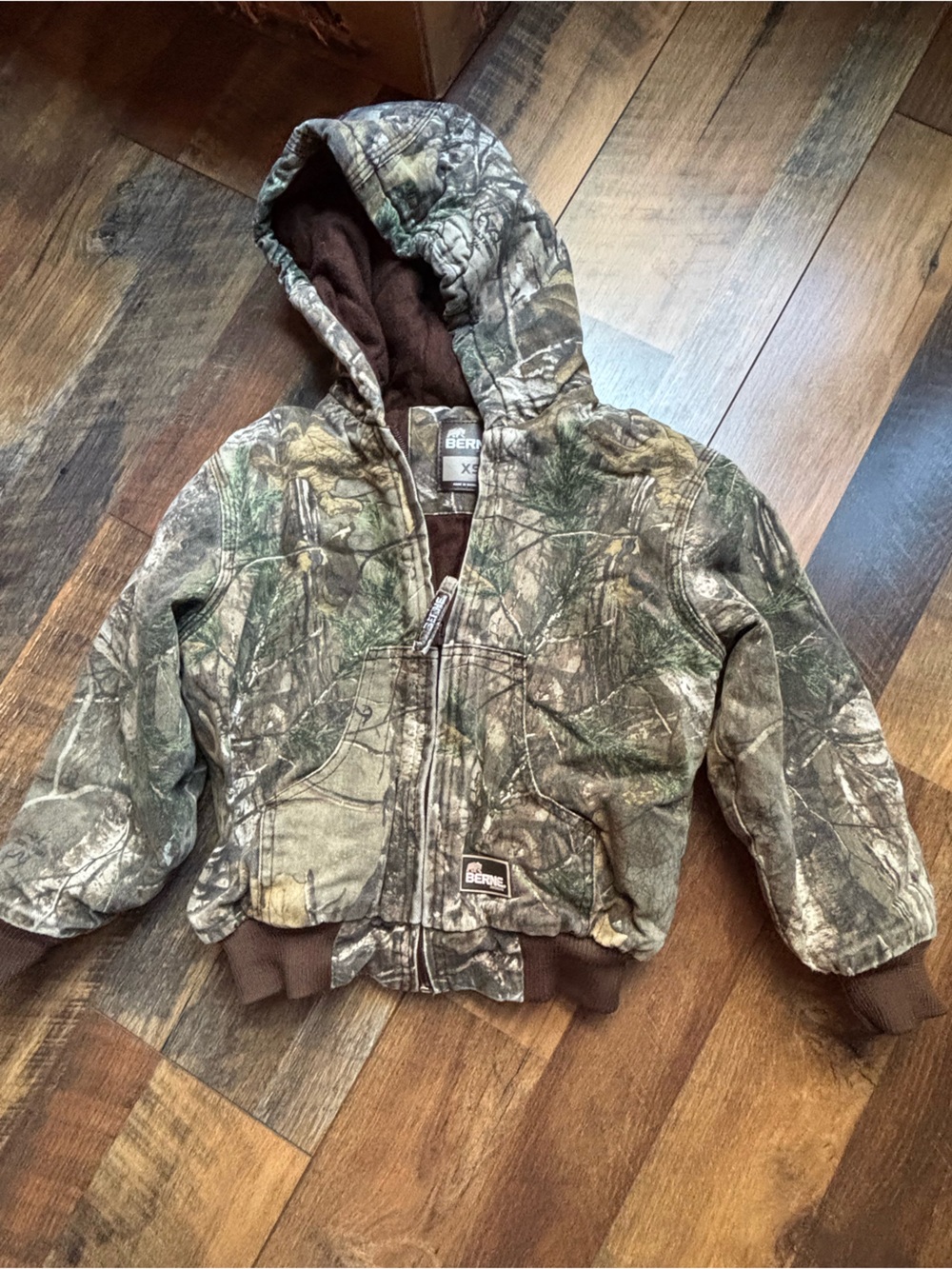Berne apparel Realtree camo hooded jacket child size XS